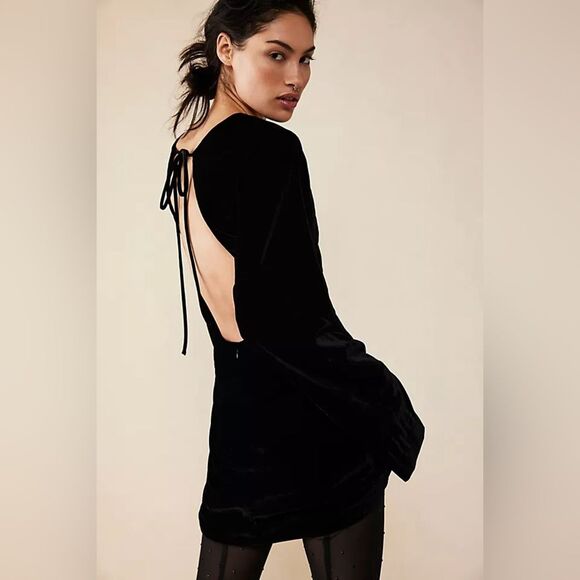 Free People Size Small Chelsey Black Velvet Open Back Mini Dress NWT - Picture 2 of 12